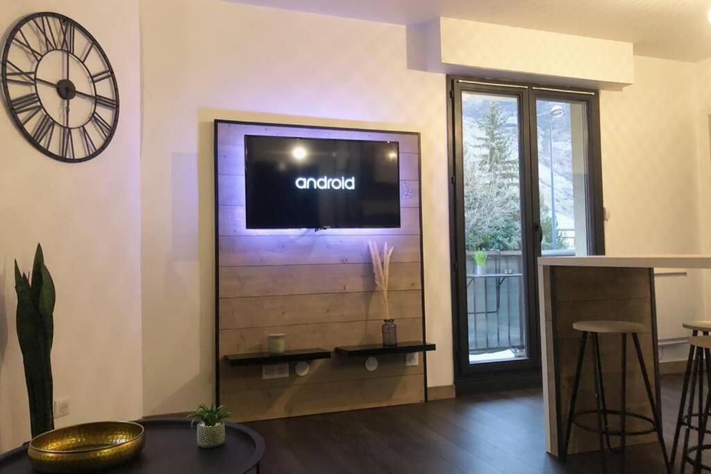 Appartement Cosy Proche De La Gare サン・ジャン・ド・モーリエンヌ エクステリア 写真